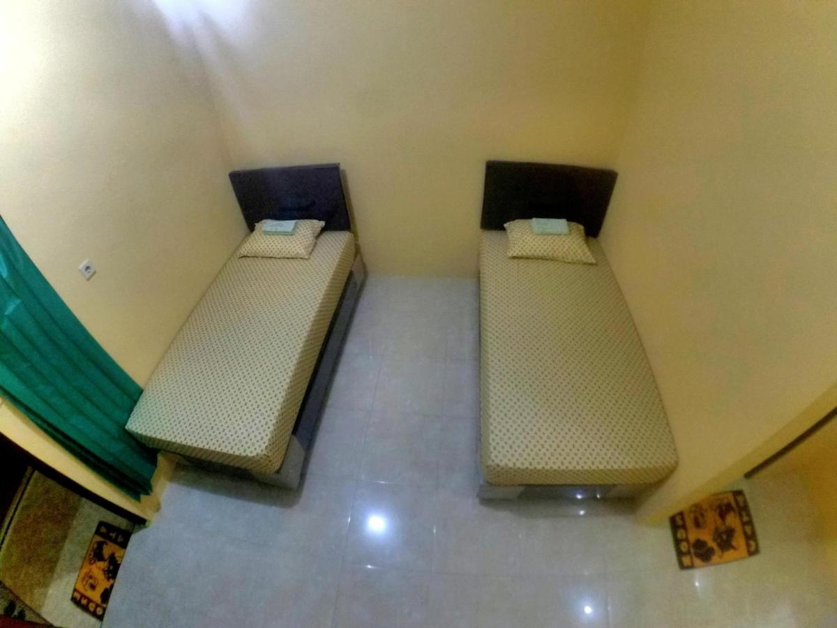 Nitha Homestay Banyuwangi  Exterior foto