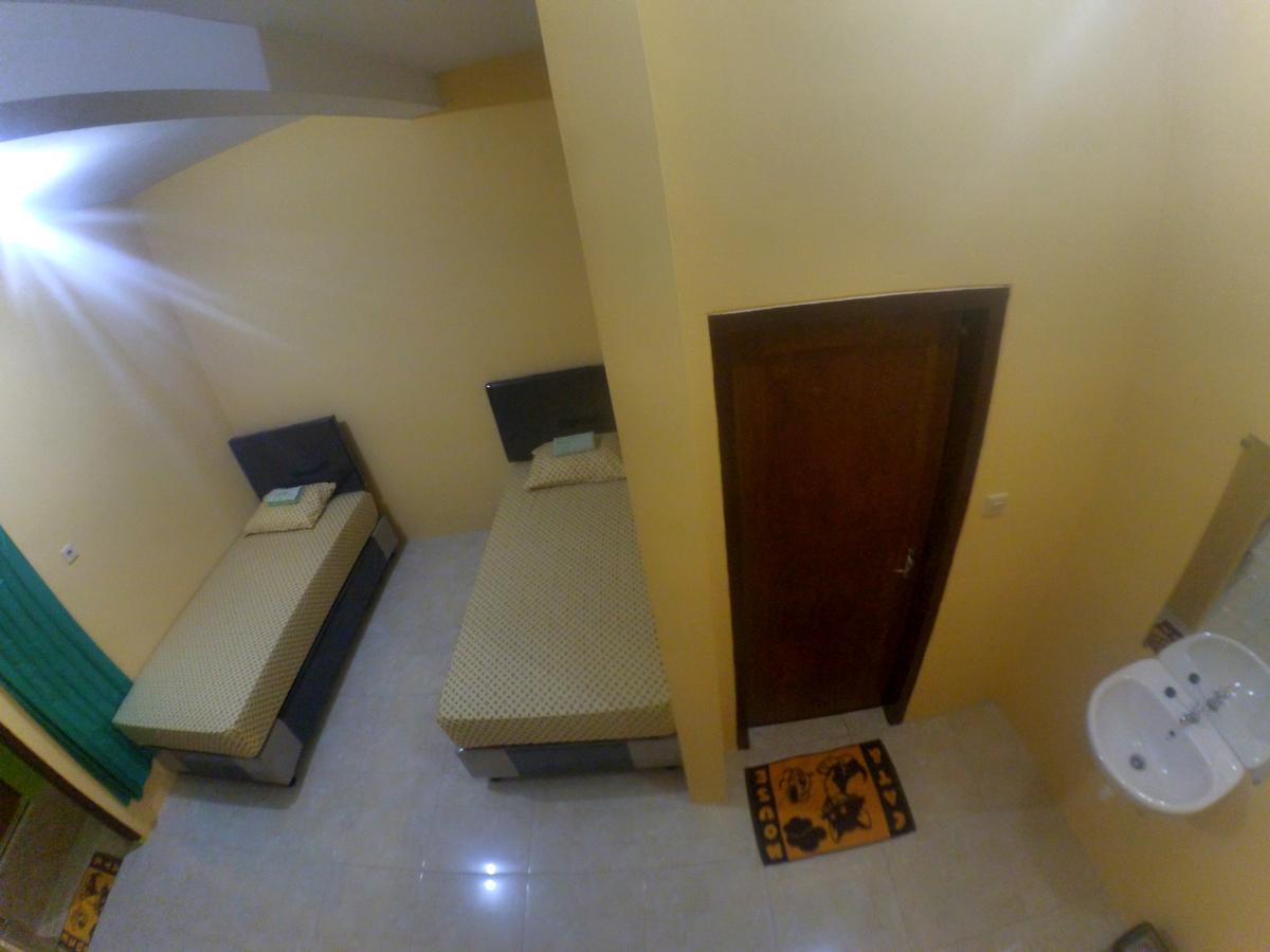 Nitha Homestay Banyuwangi  Exterior foto